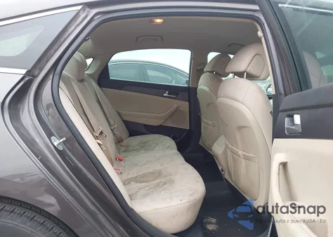 2017 Hyundai Sonata z USA, uszkodzony, nr VIN 5NPE24AF5HH514452